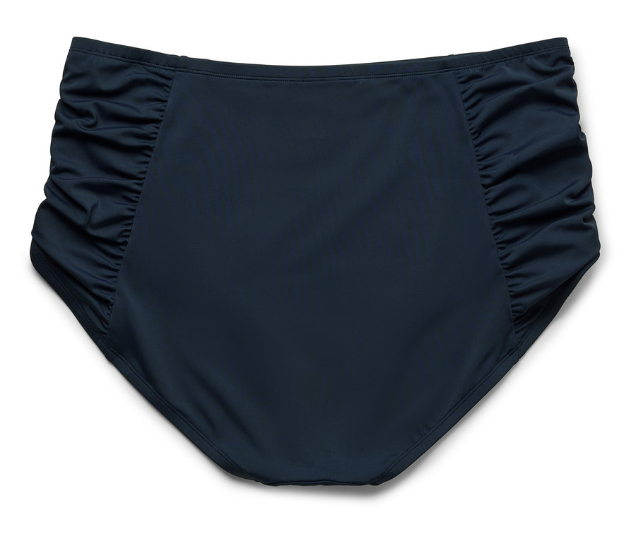 Bas de maillot de bain bleu marine avec des côtés froncés sur un fond blanc.