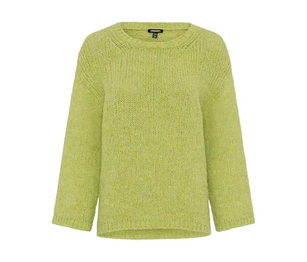 Pull Olsen vert clair ample à col rond et manches longues, tricoté dans un fil légèrement duveteux.