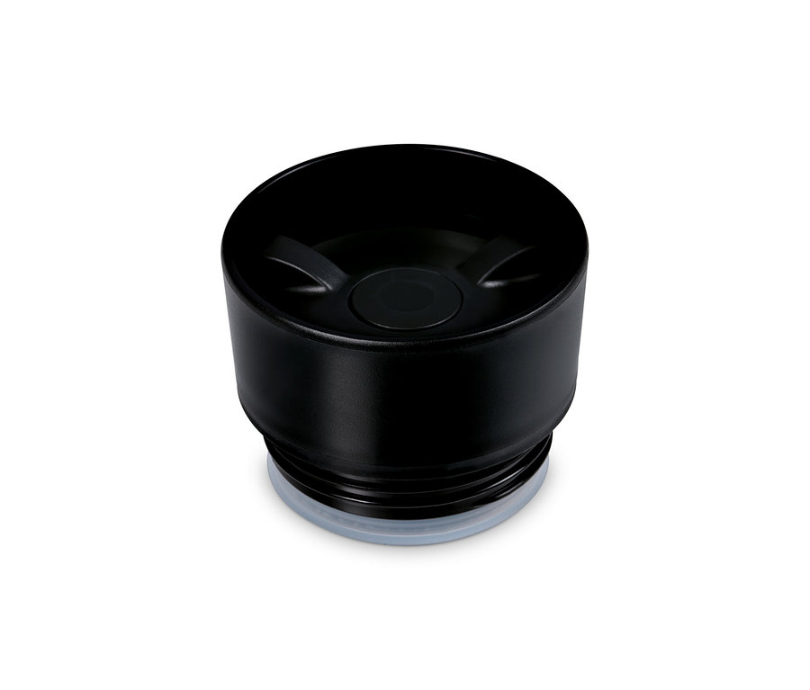 Gros plan du couvercle noir d'un gobelet à café to-go.