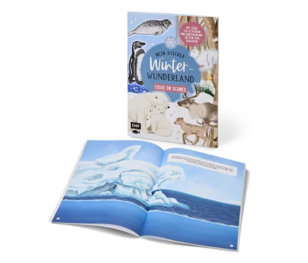Un livre d'autocollants bleu clair intitulé 'Mein Sticker Winter Wunderland Tiere im Schnee' avec des illustrations d'animaux hivernaux et plus de 350 autocollants, se tient derrière un livre ouvert montrant une illustration d'iceberg et du texte sur l'Antarctique.