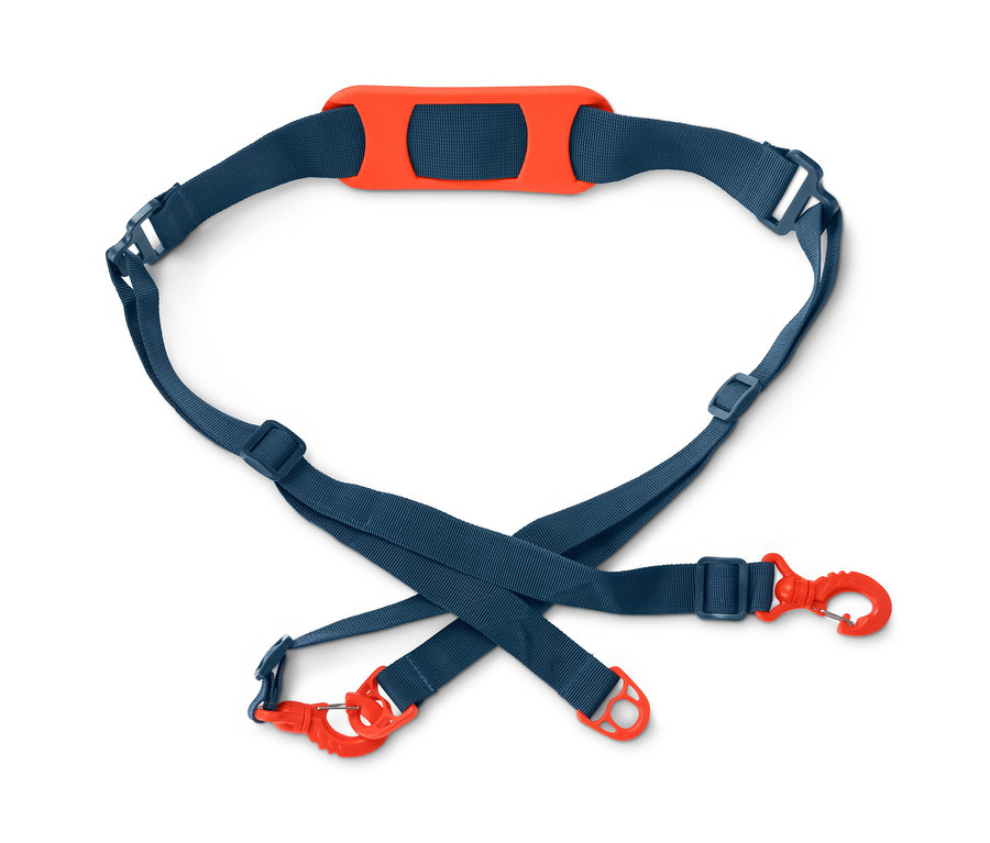 Une bandoulière multifonction bleue avec des accents orange sur un fond blanc.