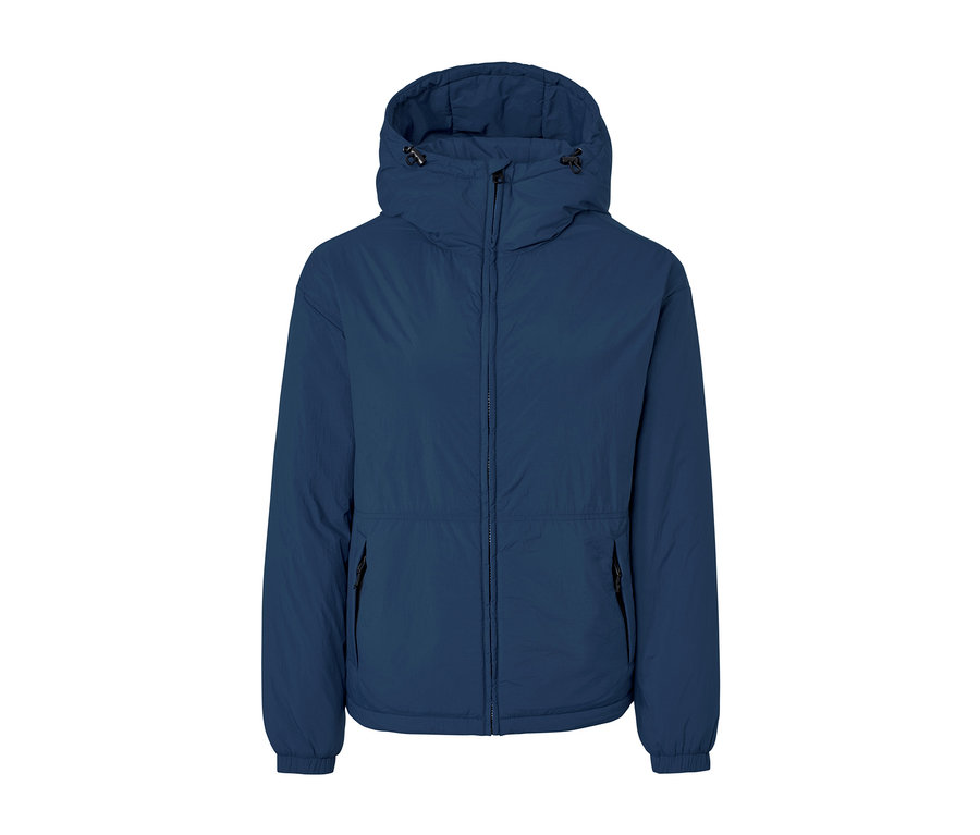 Veste à capuche bleue.