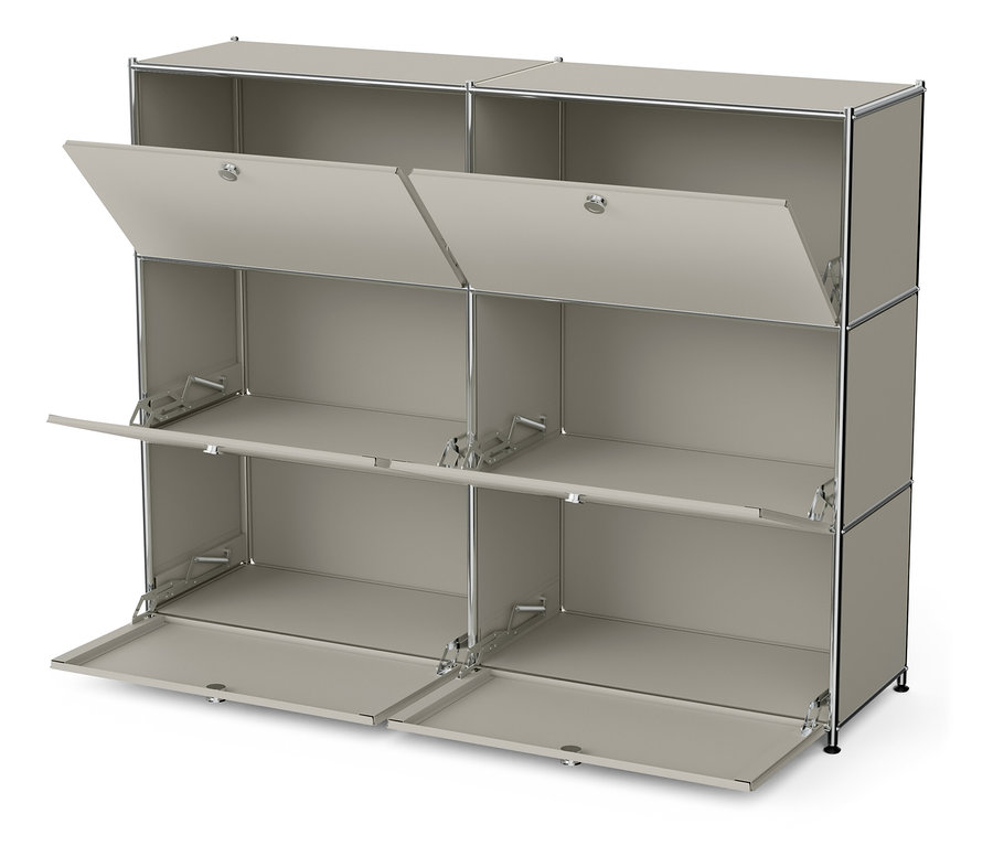 Commode en métal gris clair « CN3 » avec six compartiments à rabat ouverts.