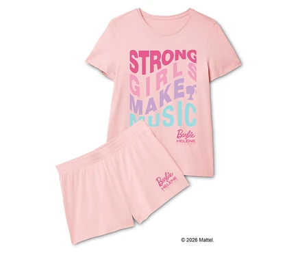 Ensemble de pyjama rose composé d'un haut court et d'un short avec l'inscription « Strong Girls Make Music » et le logo Barbie.