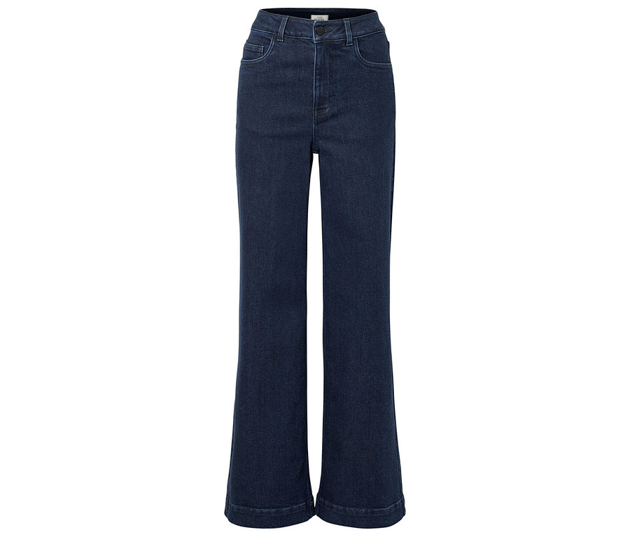 Jean bleu foncé évasé avec poches et fermeture boutonnée.