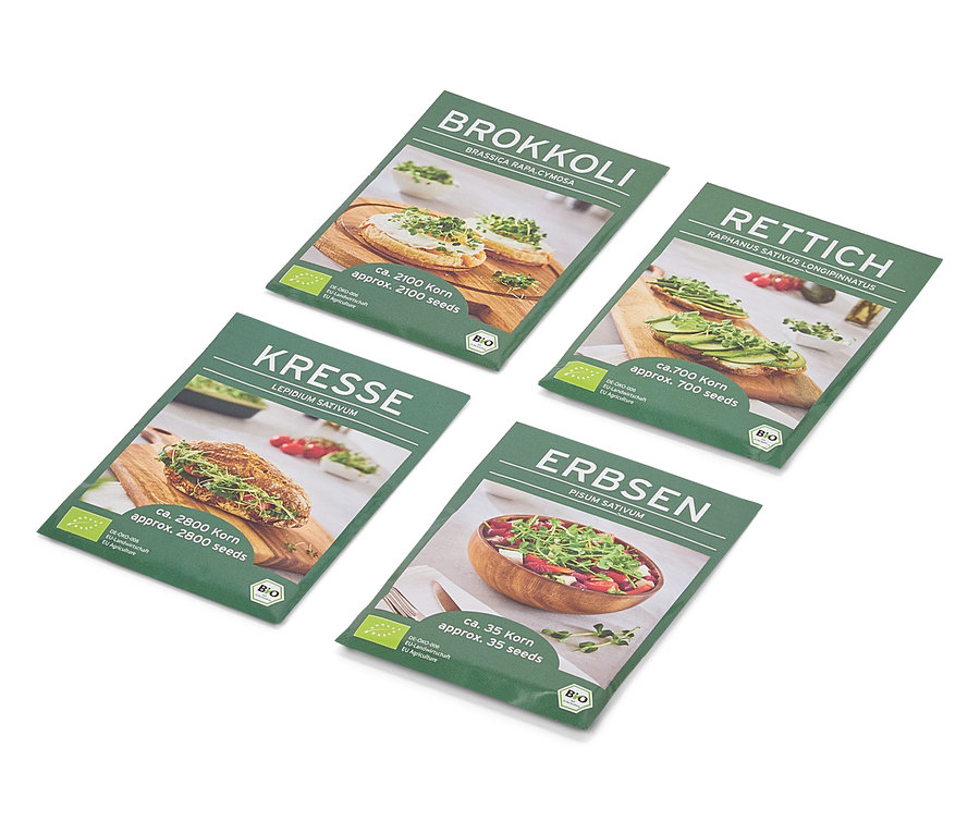 Quatre sachets de graines verts disposés en diagonale sur un fond blanc. Les sachets présentent des images de brocolis, de cresson, de radis et de pois.