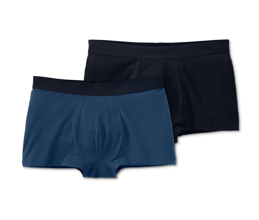 Deux boxers, un bleu et un noir.