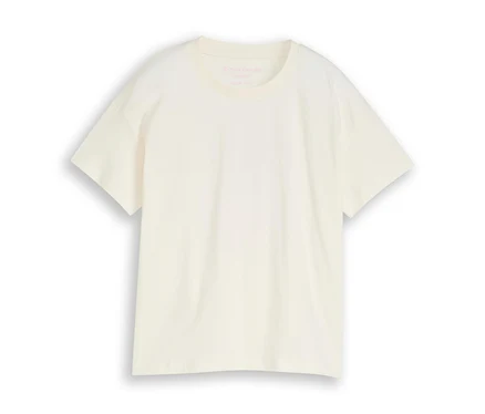 Le T-shirt blanc avec imprimé Tom Tailor est posé à plat.