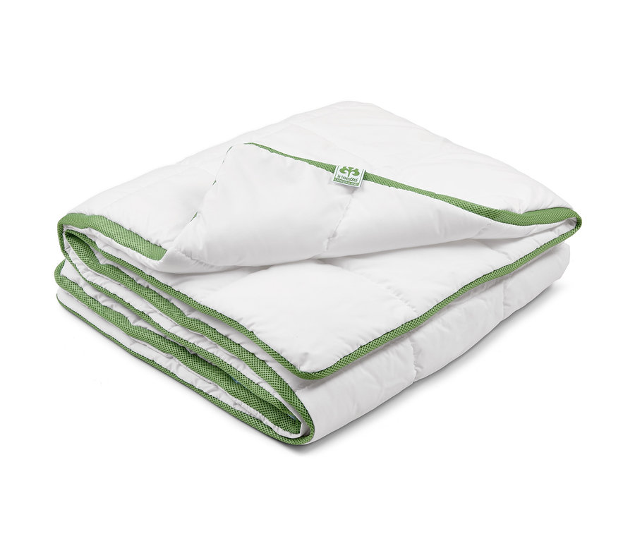 Couette blanche pliée irisette® greenline à bande thermorégulatrice.