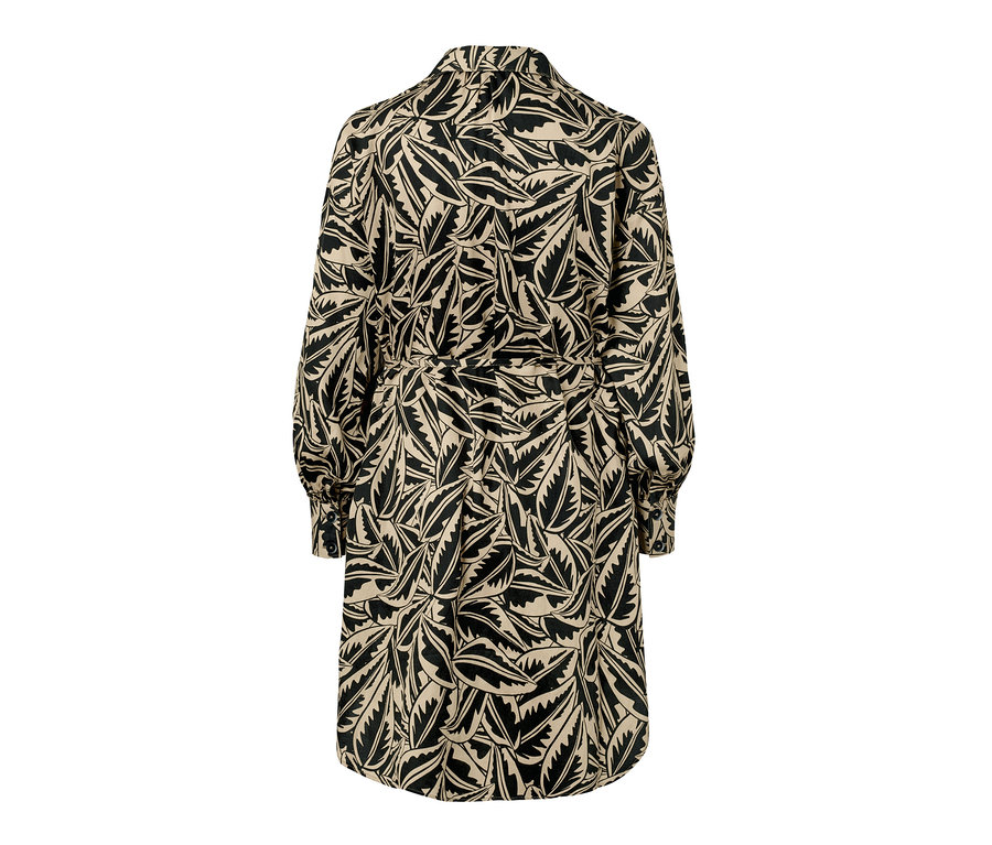 Gros plan sur une blouse longue en lin mélangé, noire avec imprimé.