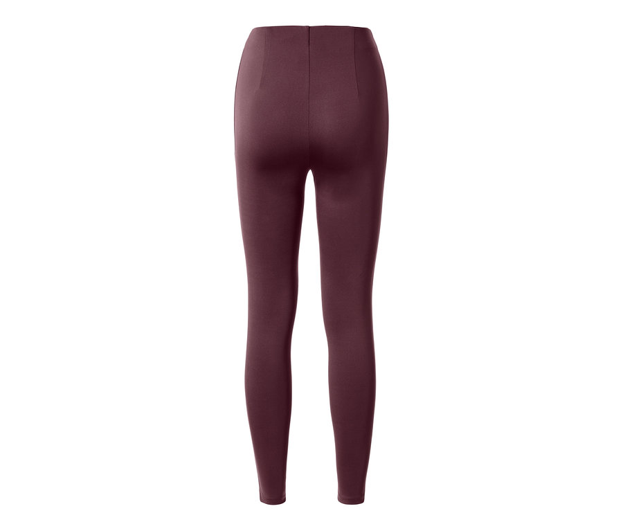 Vue détaillée de l'arrière d'un legging thermique rouge.