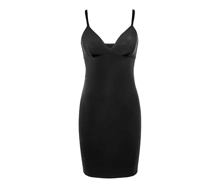 Fond de robe modelant noir avec de fines bretelles.
