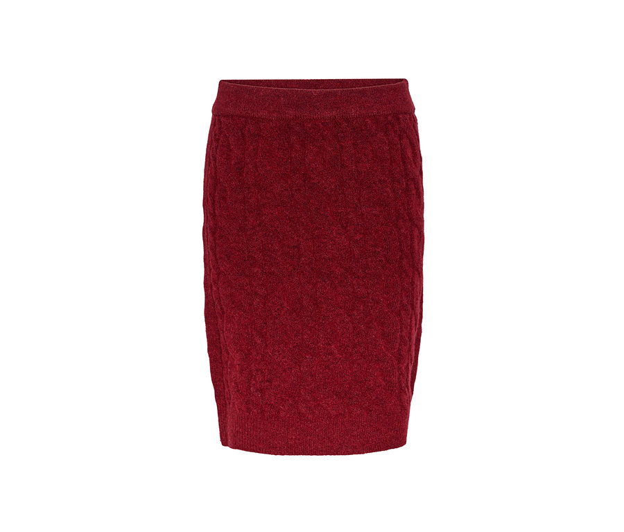 Une jupe tricotée rouge.