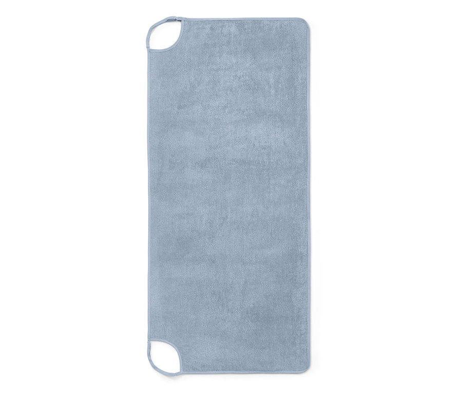 Robe-serviette bleu clair.