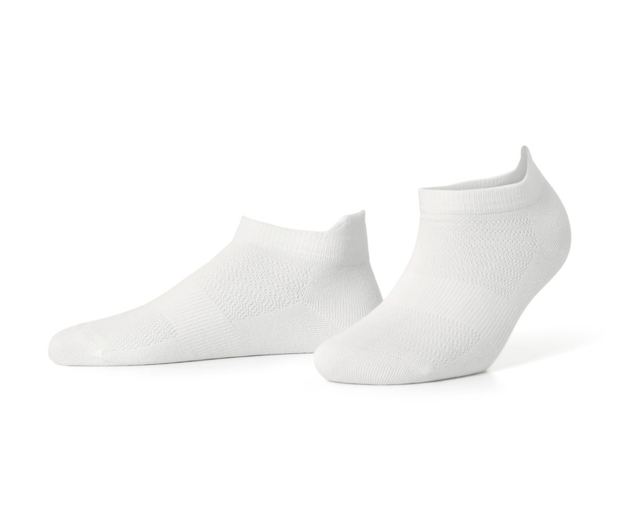 Deux socquettes de sport blanches, 2 paires de socquettes de sport
