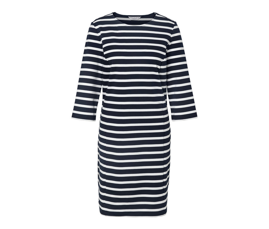 Robe molletonnée à rayures bleues et blanches.