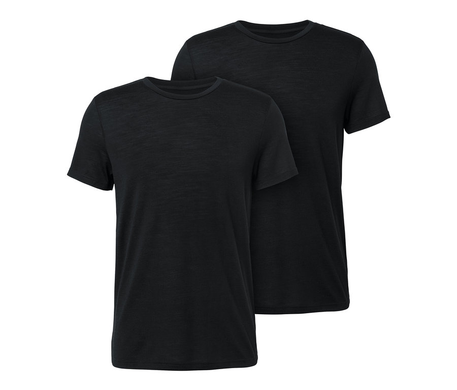Deux t-shirts noirs à manches courtes en laine mérinos.