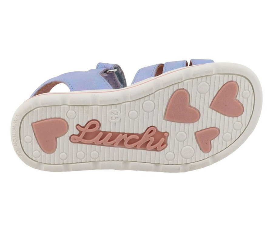 Sandale pour fille LURCHI Carin bleue, vue de dessous, avec une semelle blanche, des cœurs roses et le logo LURCHI.