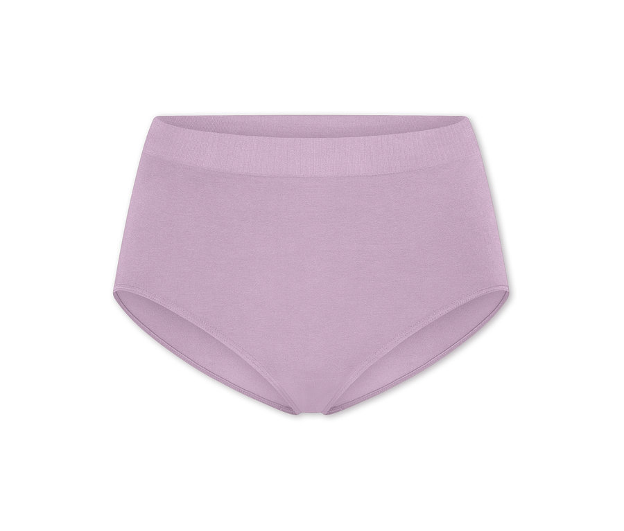 Une culotte taille haute lilas avec une ceinture côtelée, sur fond blanc.
