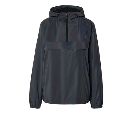 Anorak irisé foncé avec capuche, fermeture éclair mi-longue et grande poche à rabat sur la poitrine. La veste a des manches longues avec des poignets élastiques et un ourlet élastique.