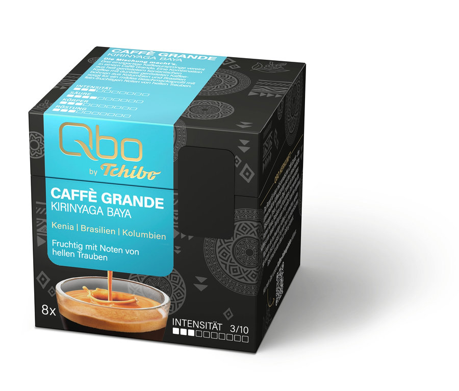 Emballage noir et turquoise de capsules de café Qbo by Tchibo Caffè Grande Kirinyaga Baya, 8 capsules, intensité 3/10, fruité avec des notes de raisins clairs, du Kenya, du Brésil et de Colombie.