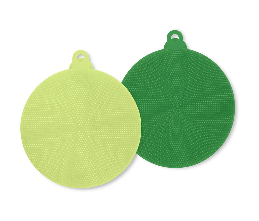 Deux éponges à vaisselle en silicone, une vert clair et une verte.
