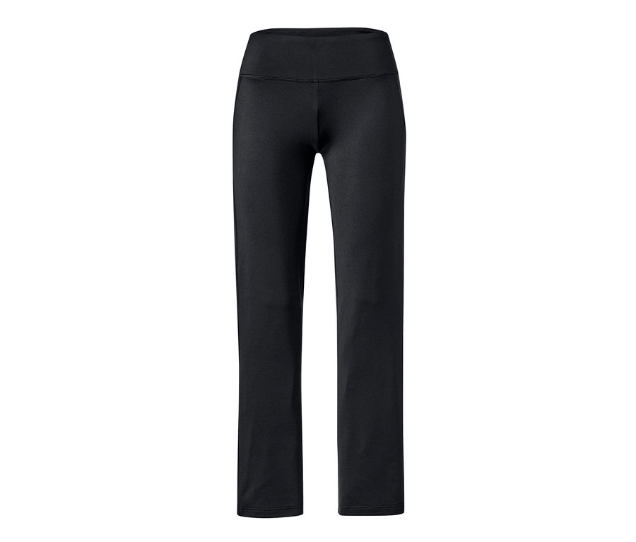 Un pantalon thermique noir.