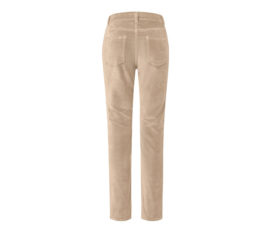 Vue détaillée de l'arrière d'un pantalon en velours camel.