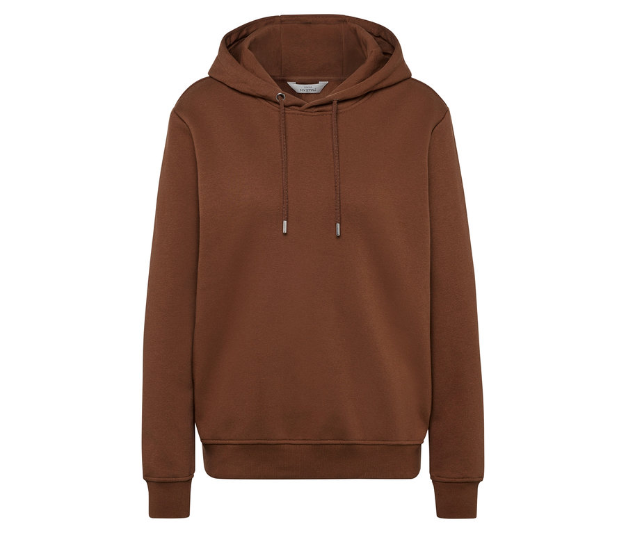 Un sweat à capuche marron avec cordon de serrage.