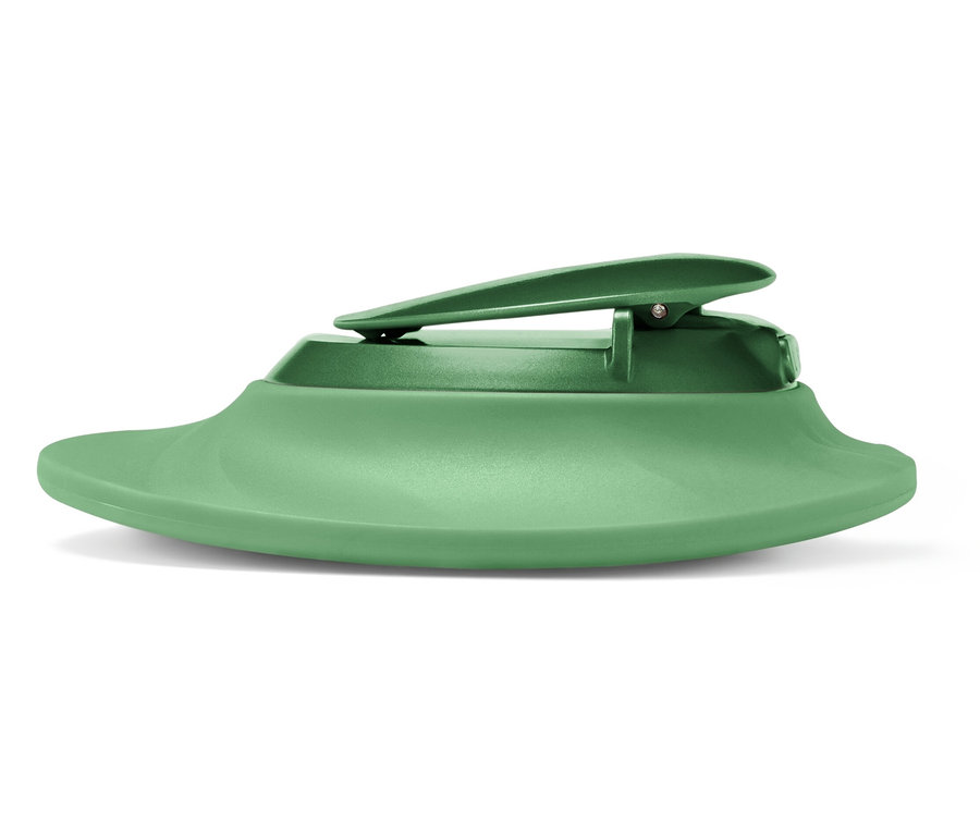 Couvercle vert sur fond blanc.