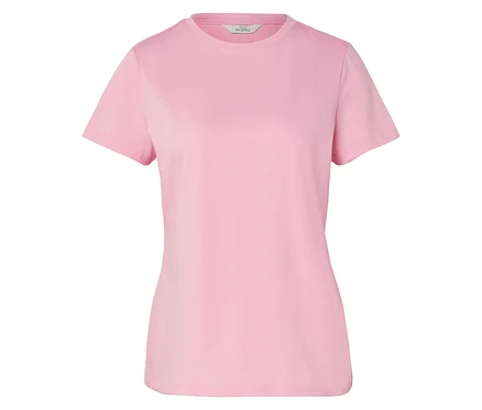Gros plan sur un t-shirt rose uni à manches courtes.