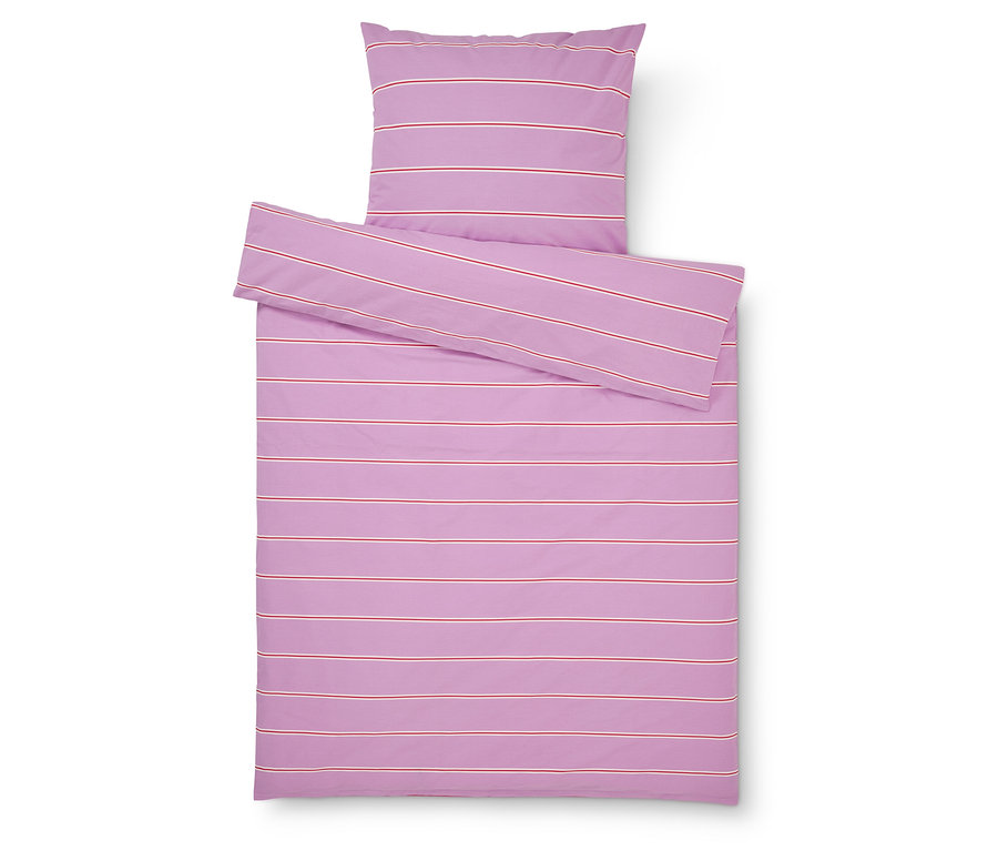 Ensemble de literie lilas à rayures comprenant une taie d'oreiller et une housse de couette.