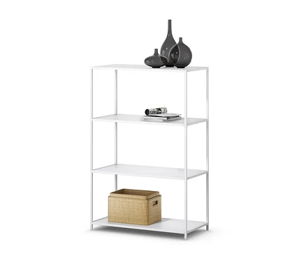Console en métal blanche avec trois étagères. Sur l'étagère supérieure se trouvent trois vases gris. Sur la deuxième étagère se trouvent un livre et un magazine. Sur l'étagère inférieure se trouve un panier en osier.