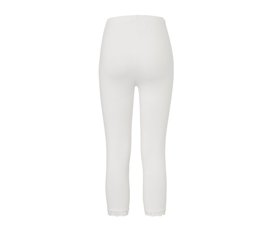 Legging 3/4 blanc avec bordure en dentelle.