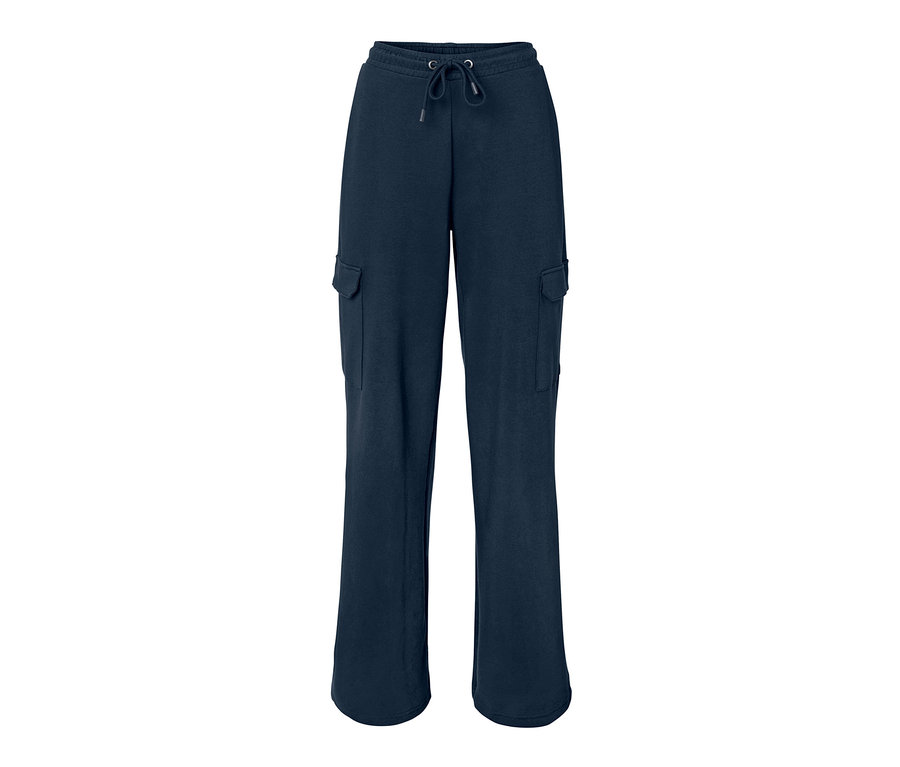 Pantalon molletonné bleu foncé avec poches cargo.