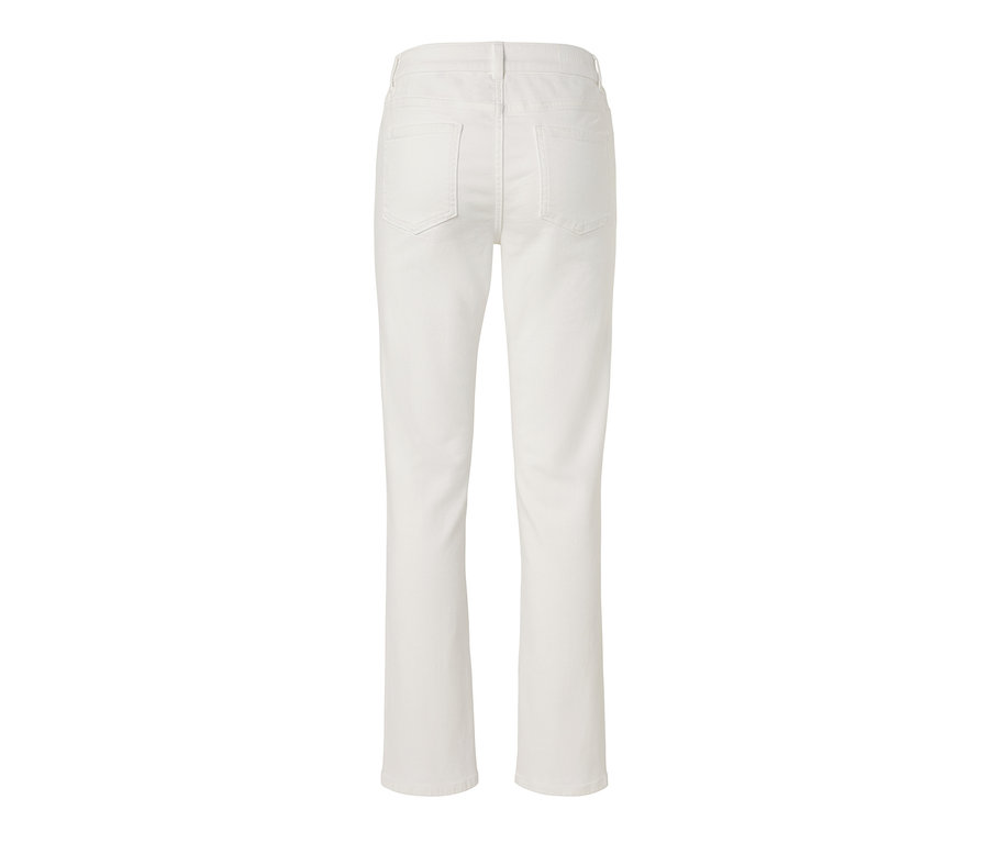 Vue arrière d'un jean blanc, coupe «
Mira
».