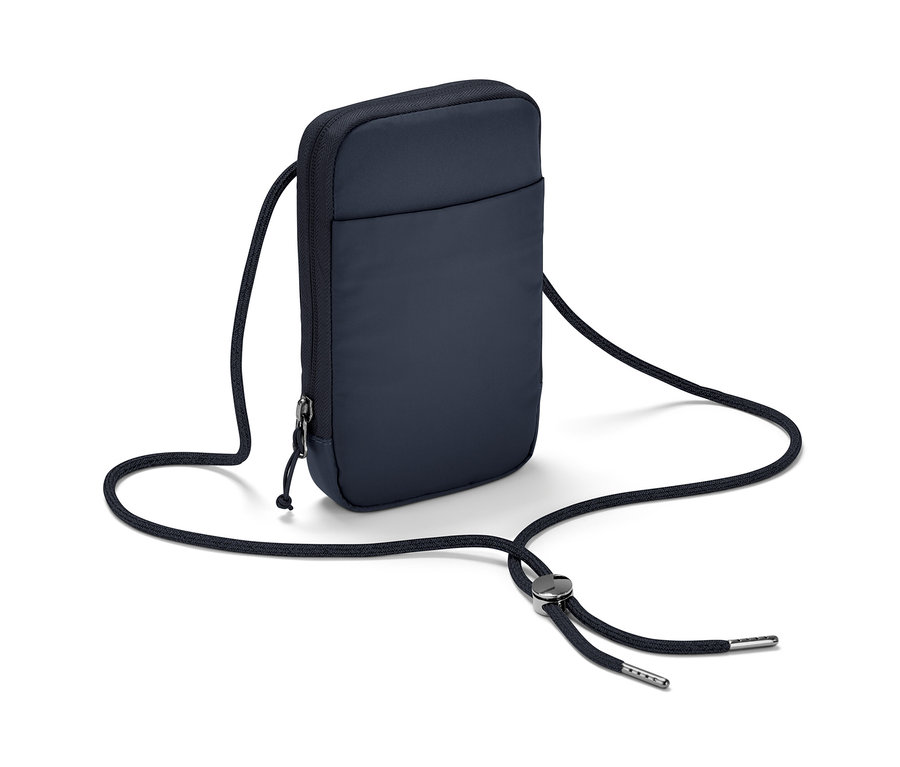 Pochette antigel bleu foncé pour téléphone portable avec cordon noir.