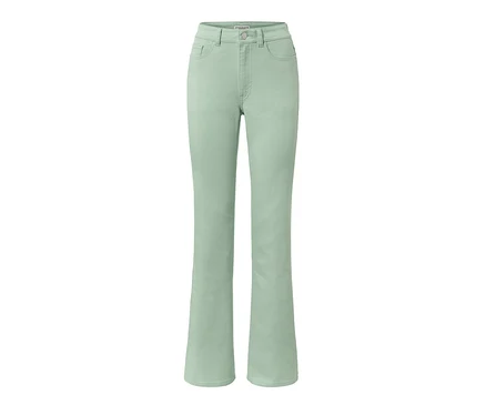 Un jean bootcut vert menthe – Coupe « Lou » est présenté.