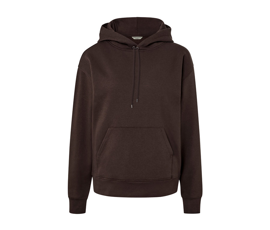 Sweatshirt à capuche marron foncé.