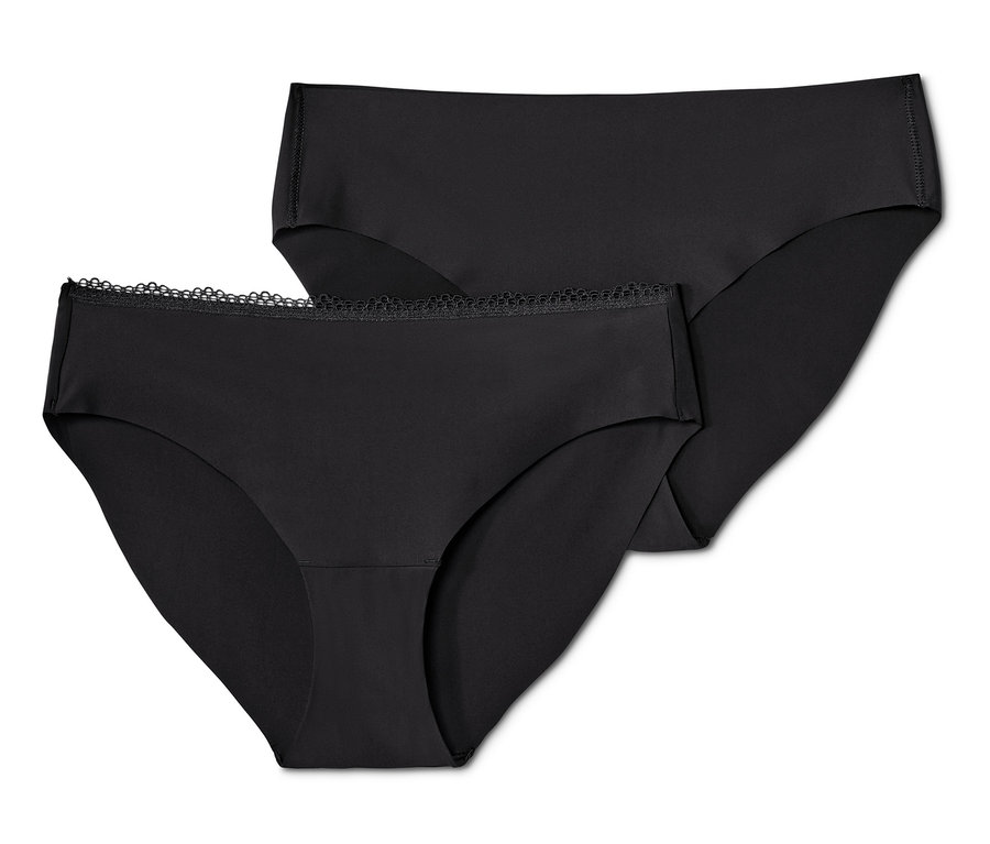 Deux slips noirs Magic Cut l'un sur l'autre.