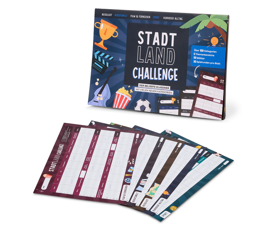 Une boîte du jeu de société Ville, Pays, Défi et plusieurs feuilles de jeu.