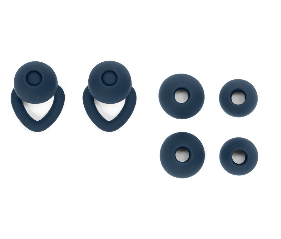 Deux paires d'embouts auriculaires en silicone bleu foncé sur fond blanc.