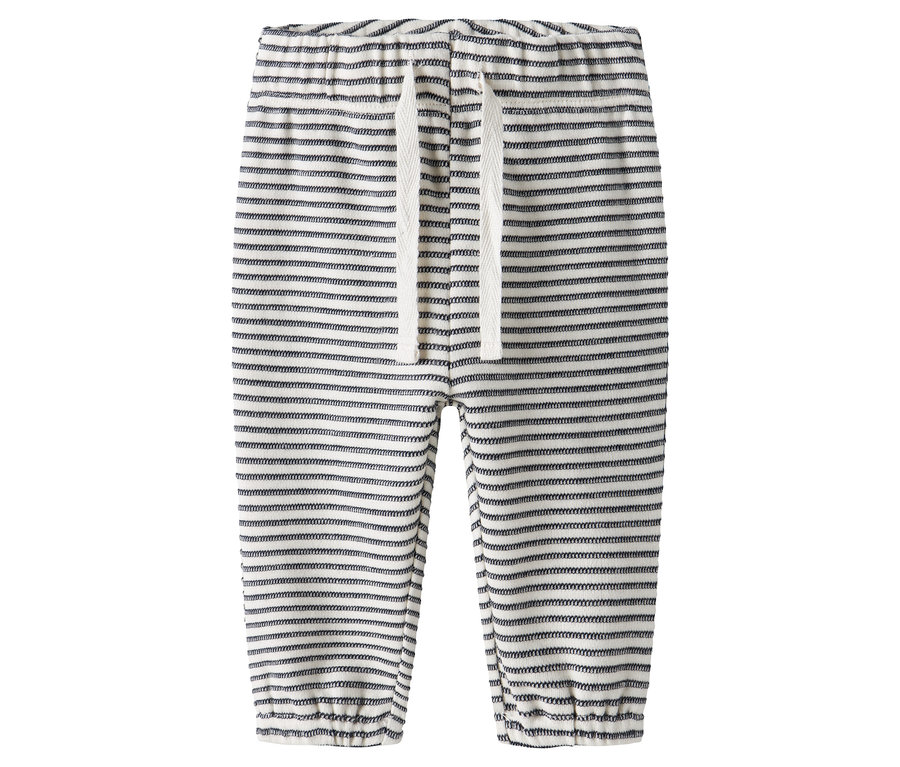 Un pantalon de survêtement rayé NAME IT pour bébé sur un fond blanc.