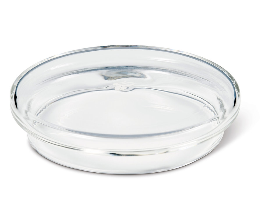 Cafetière en verre vide sur fond blanc.