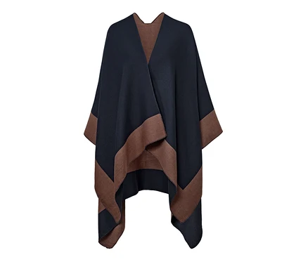 Poncho tendance marine et marron.