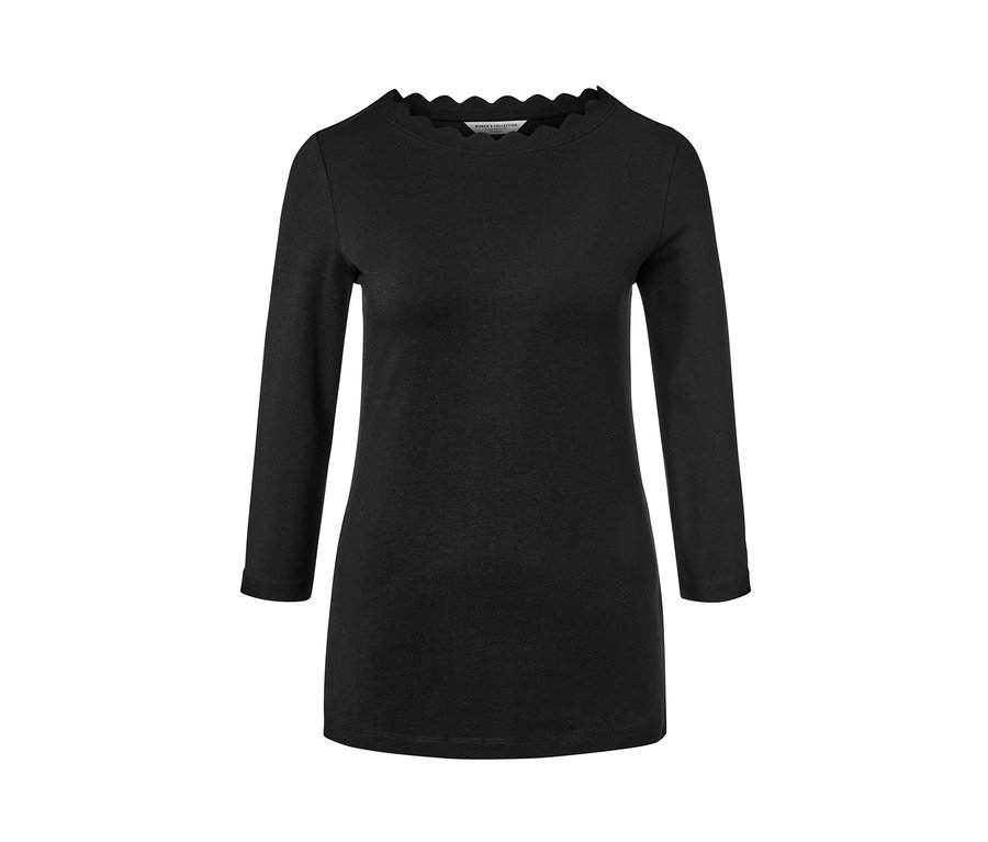 T-shirt noir manches 3/4.