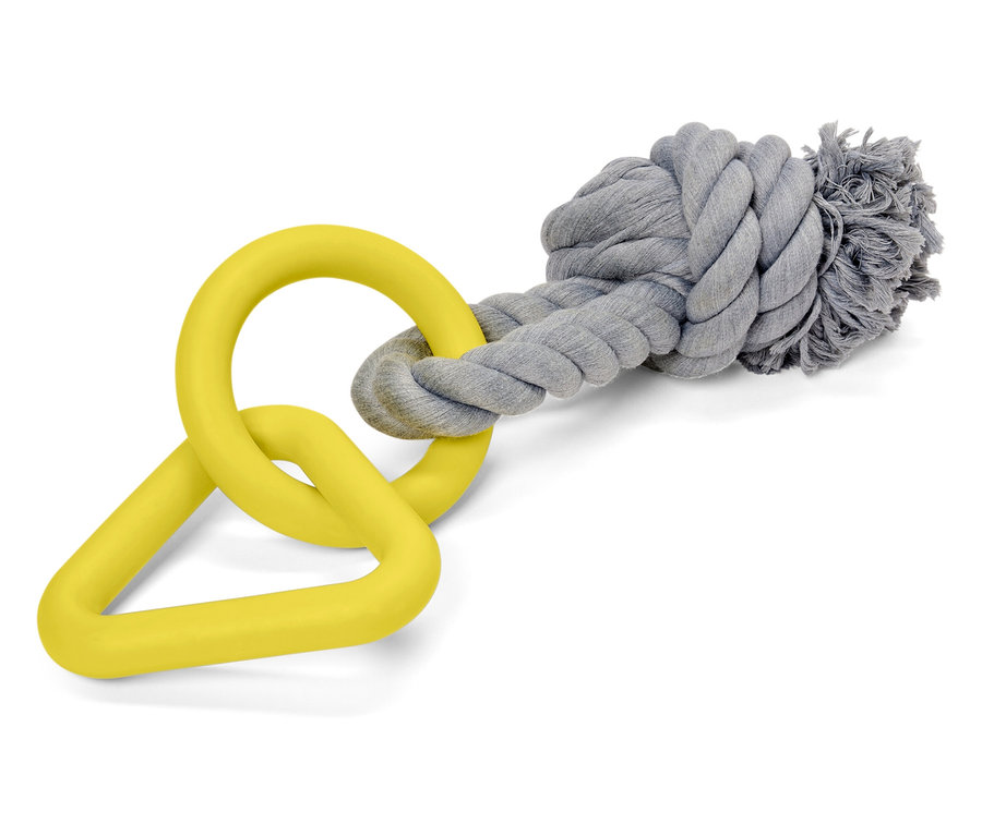 Jouet pour chien jaune et gris avec anneaux en caoutchouc et noeud en corde.