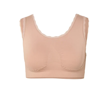 Un soutien-gorge couleur chair avec de la dentelle à l'encolure et aux bretelles.