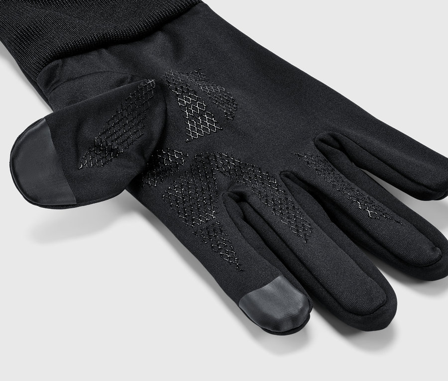 Vue détaillée de gants thermiques noirs pour la protection contre le vent.