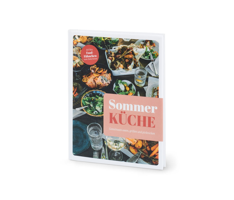 Vue détaillée du livre de cuisine « Sommerküche » avec des photos de plats.